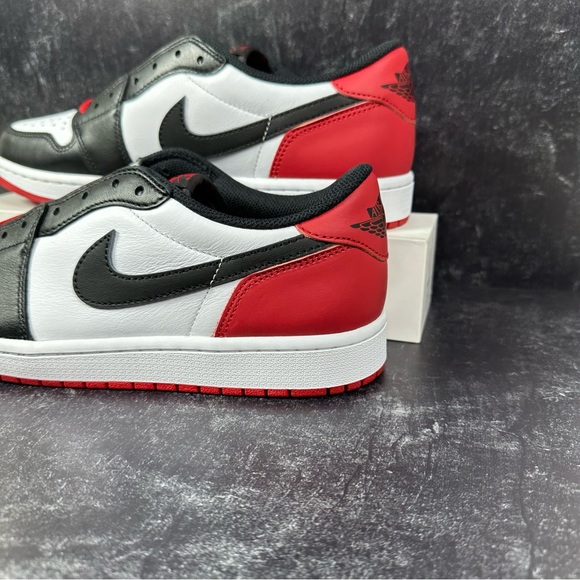 NIKE AIR JORDAN 1 RETRO LOW OG BLACK TOE MENS SHOES SIZE 10.5 LEATHER WHITE RED - Picture 10 of 11